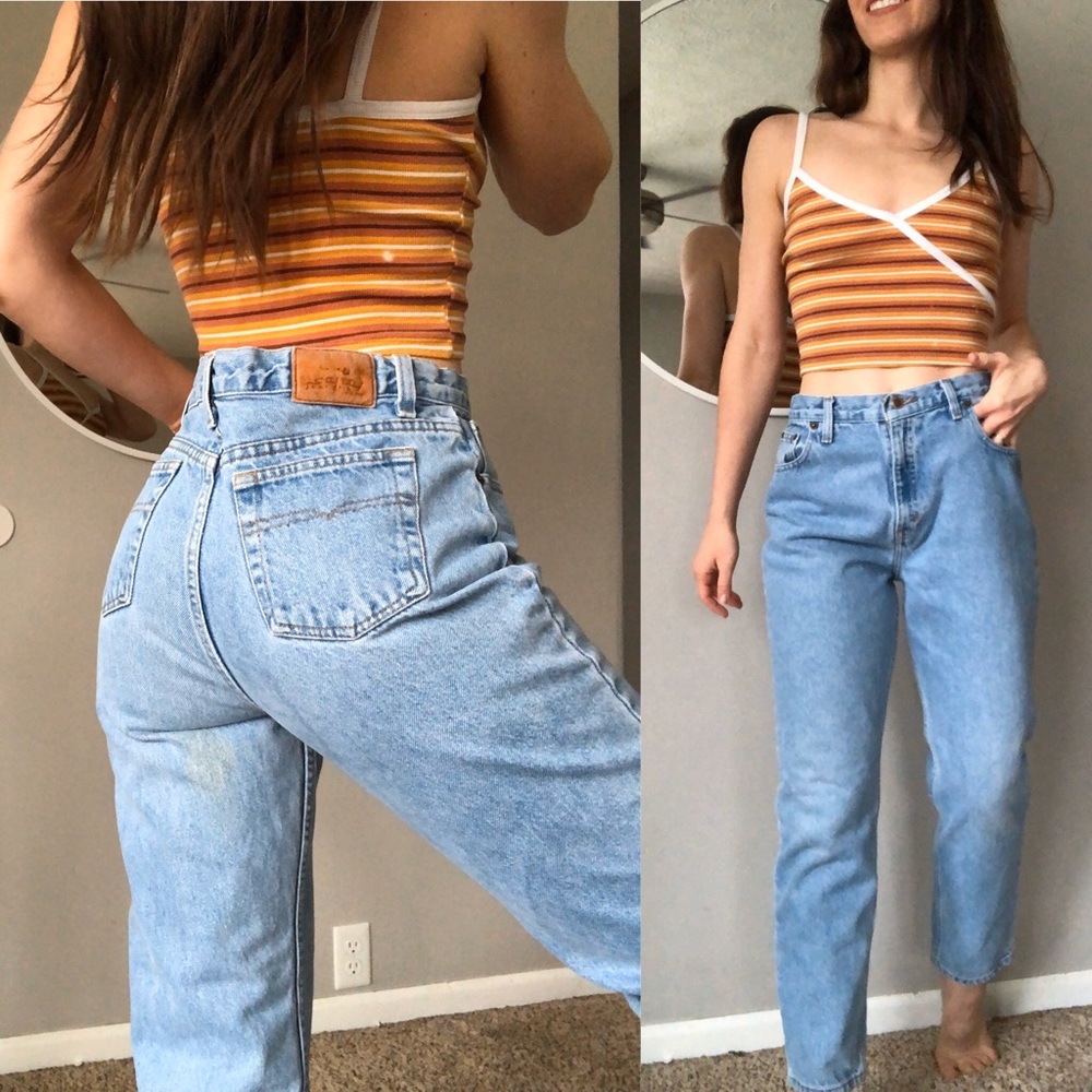 Vintage light wash 90’s high waist mom jeans